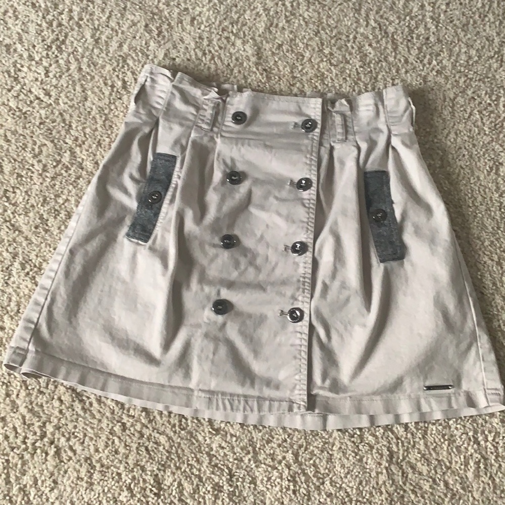 Burberry girls skirt
